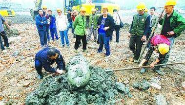 四川小山村意外发现炸弹，考古专家的意外喜悦